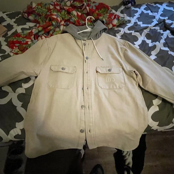 Levi’s jacket - Picture 2 of 2